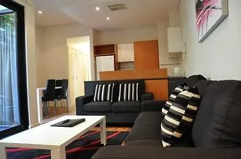 **** Hotel Rnr Apartments Adelaide Australia