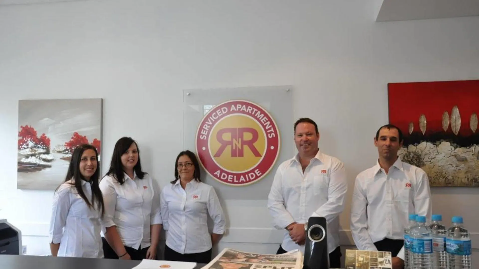 Rnr Apartments Adelaide Hotel